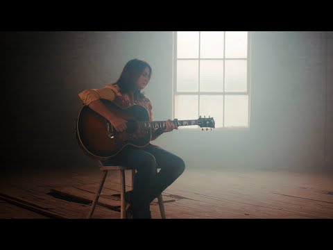 Erin Enderlin - Tonight I Don't Give A Damn (Official Performance Video)