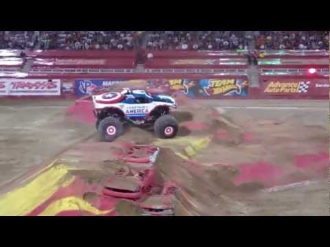 2012 MONSTER JAM WORLD FINALS XIII FREESTYLE