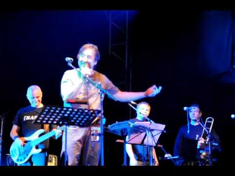 Ддт париж. Ддт париж. Клип ддт в бой. Ддт париж. Ддт бородино.