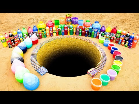 Giant Balloons from Toothpaste Eruption with Big Coca-Cola, Mirinda, Schweppes & Soda vs Mentos