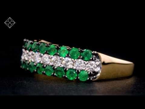EMERALD AND DIAMOND TRIPLE ROW ASTERIA ETERNITY RING IN 18K GOLD VERSION - FT81 G