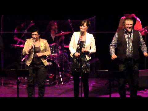 Singin Veenendaal - 18 maart 2012 - Opwekking 267 - Groot is de Heer