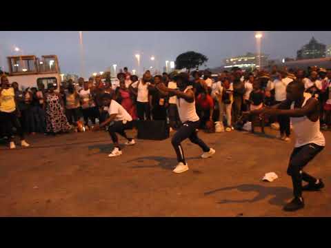 bezbondiwe emcimbini wa Mxhashazwa beno Thandeka bebungaza ingoma yabo ethi sorry bbe