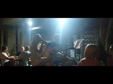 Ana Vuletić uživo - Vračar, Belgrade (live cover)