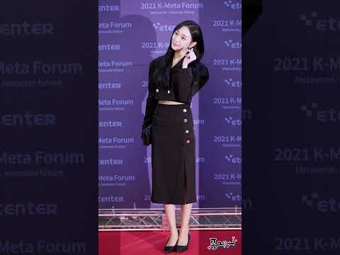 211223 김나현 [싸이클럽 ‘K-META FORUM’ 포토월]  fancam