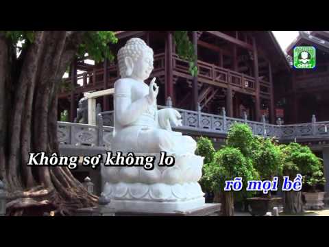 Thể hiện bởi Quang Minh và nhóm Hoa Giấy