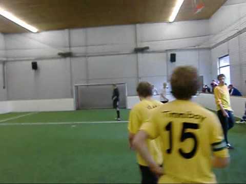 6. Kickers-Cup/Halbfinale zwischen den Kickers und den Galliern/7m-Schießen www.die-kickers.de