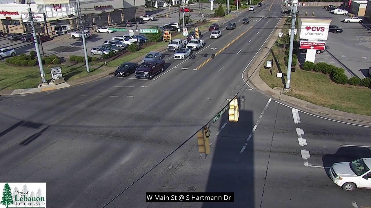 Live webcam view of Cruce de Main Street y Hartmann Drive
