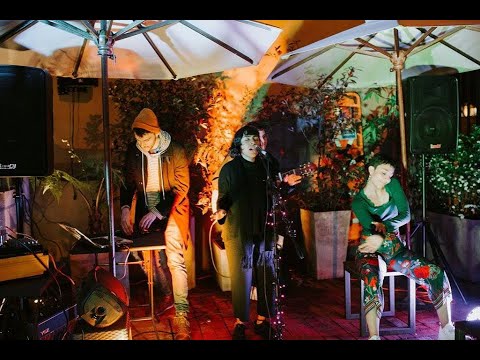 No me toques mal - La Muchacha ft Santiago Navas