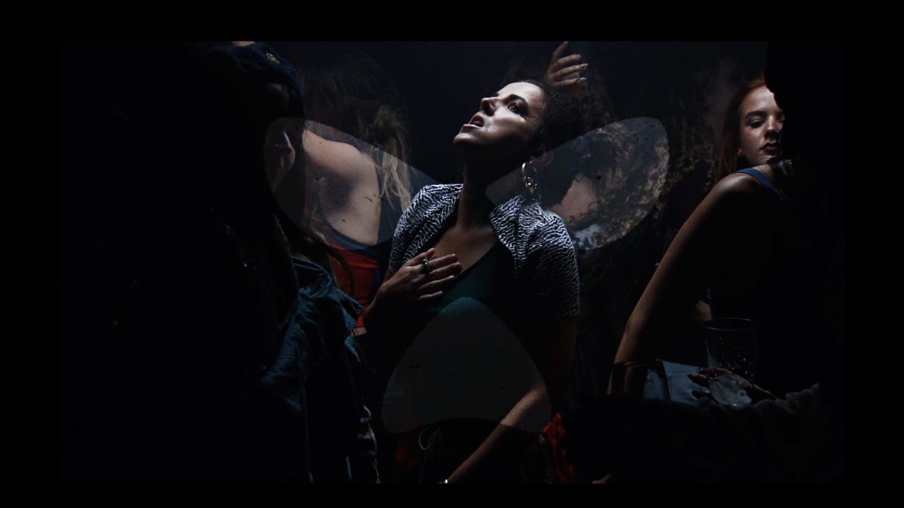 KNEECAP and PAUL HARTNOLL - SAYŌNARA (OFFICIAL VIDEO) - YouTube