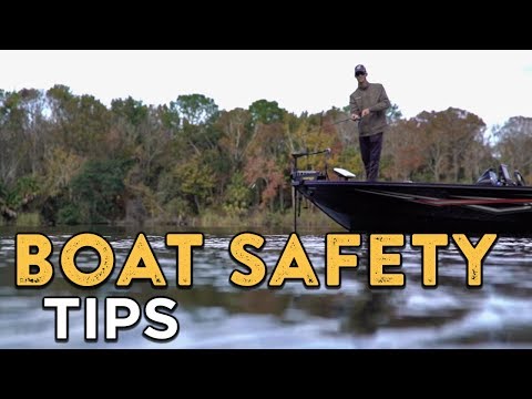 Boating Safety 101 | Stay Safe On The Water With These Basic Rules