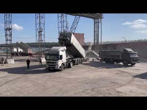 Пряме завантаження вантажів з автотранспорту на судно