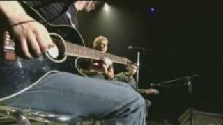 Download lagu Extreme - More Than Words (Acoustic Live).avi mp3