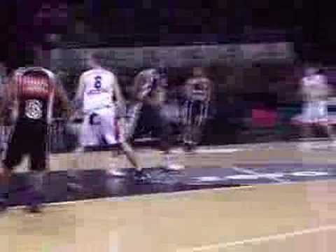 24 12-01-08 BCO-Leuven - Mooie score van Senne Geukens, assi