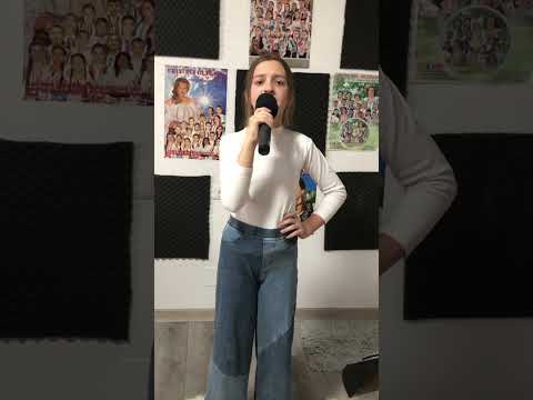 Beatrice Ungureanu- Geaba ai luna lumina