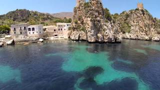 preview picture of video 'Eyefly Goliath quadcopter at Tonnara di Scopello, Sicily'