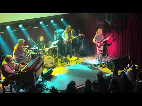 Melvin Seals and JGB video