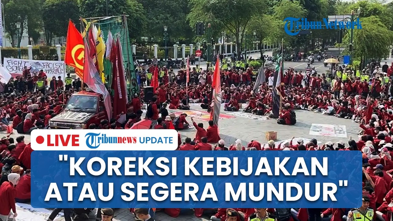 LIVE: Merahkan Titik Nol KM Jogja, Mahasiswa UMY Tuntut Pemerintah Koreksi Kebijakan atau Mundur