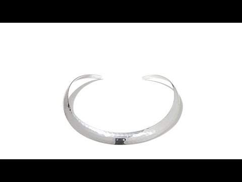 Sevilla Silver Hammered Collar Necklace