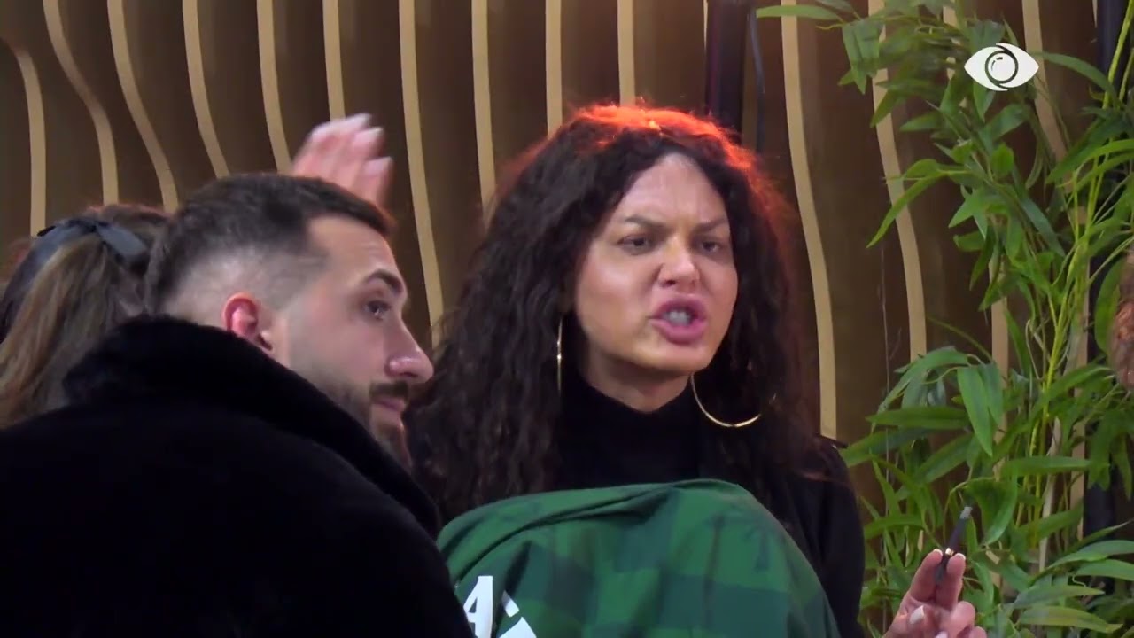 “Qeni roje”/ Gerta, Amber, Jozi dhëe Xumi diskutojnë për Rozanën dhe Livian