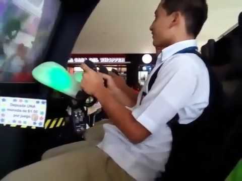 food court 8va etapa Metrocentro