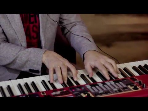 ADELE- HELLO (COVER BY ALYONA LISNYAK)