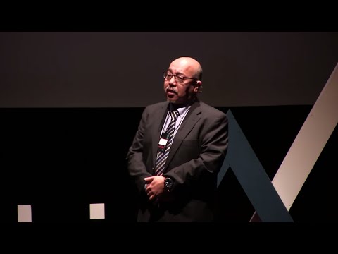 スイミングプールに塩素を入れるのは義務ですか？