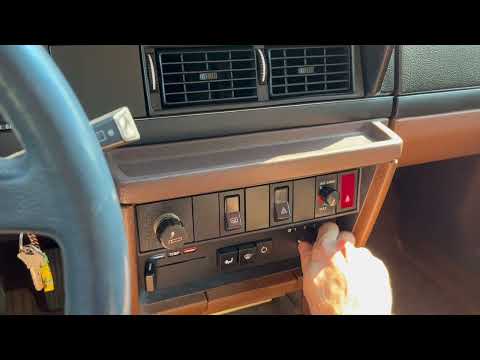 1988 Volvo 245 - Interior Functionality