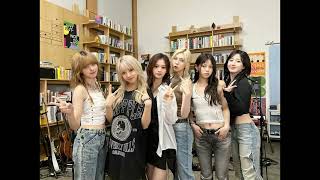 Download lagu NMIXX - Love Me Like This (Tiny Desk Version) mp3