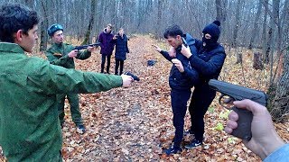 РАЗБОРКИ С ВОЕННЫМИ В ФОРМЕ. ПРОНИКЛИ НА ВОЕННУЮ ТЕРРИТОРИЮ