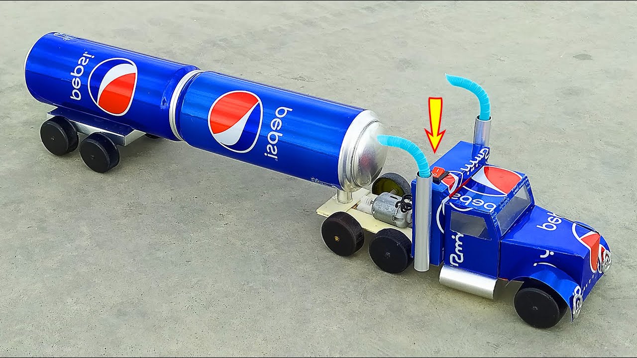 Faça um incrível caminhão Pepsi com latas de alumínio e motor DC. 🚛