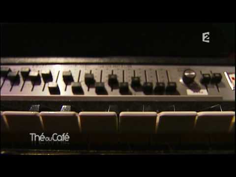 Jean Michel Jarre in the studio, item from Thé ou café, 6 feb 2010