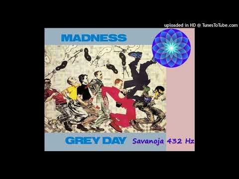 Videoclip de Grey Day (2009 Remaster) — Madness