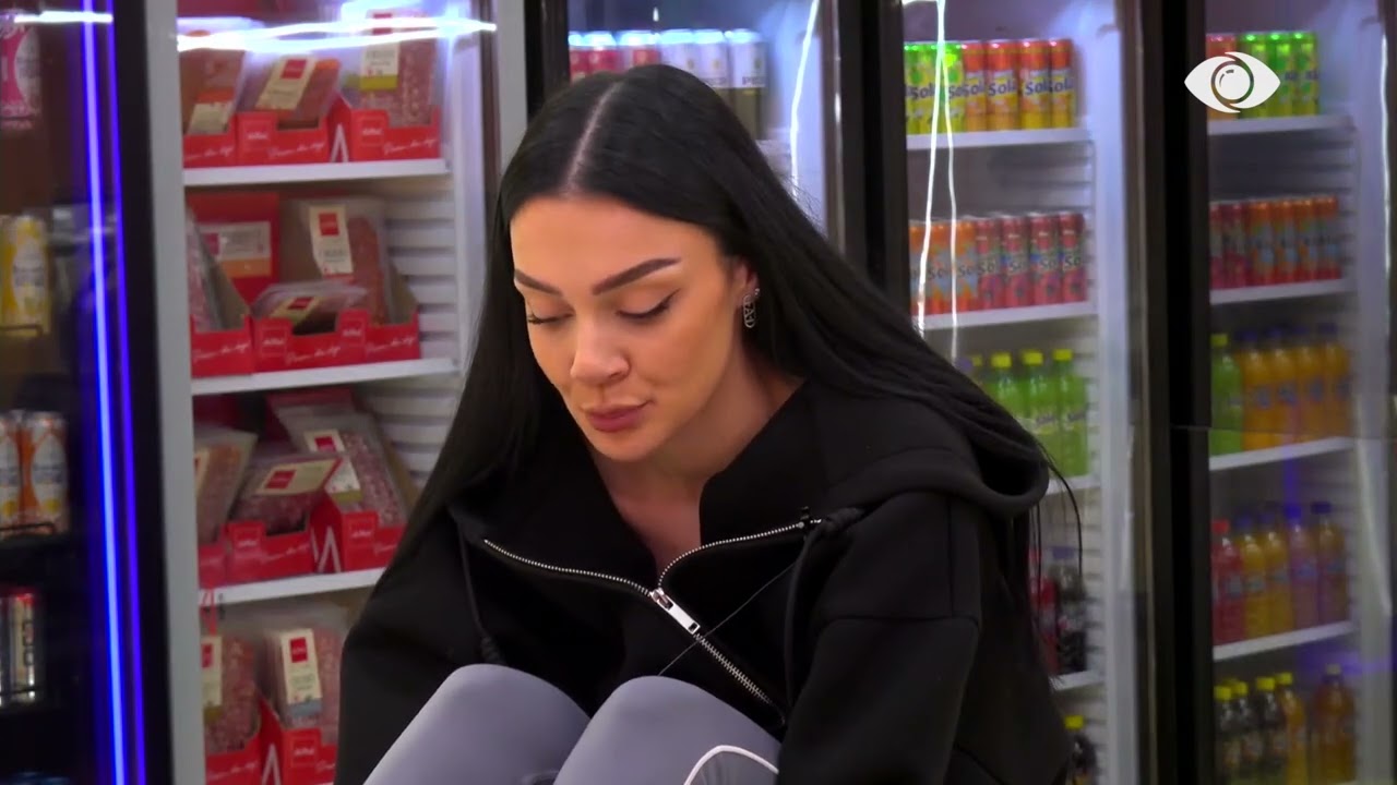 Unë kam kimi shumë të mirë/ Vijon biseda mes Krusitës dhe Gretës