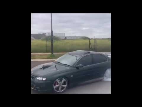 BEST AUSSIE STREET BURNOUTS COMPILATION