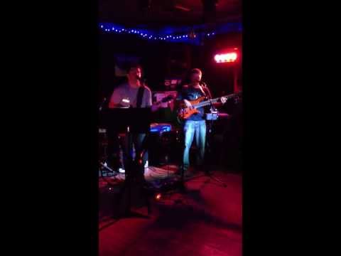 The Formula Band - Red Hot Chili Peppers cover - Aeroplane