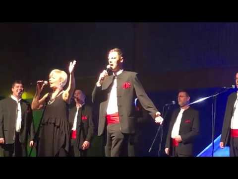 Marina Tomašević & Klapa Čiovo - Plovila mala barka