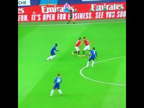 Harry Maguire turning into prime Maldini for 16 seconds