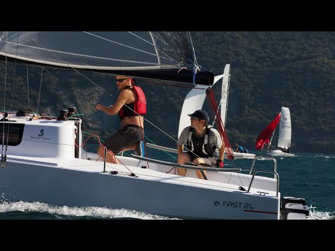 Pleaser #52 - Beneteau First 24 SE and First 18 SE