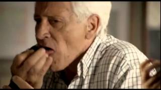 Download lagu Anuncio Oreo Doble Crema (niño-abuelo) 2012 España mp3