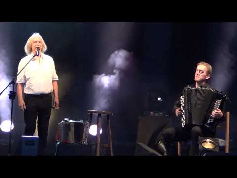 Jaromír Nohavica / Ide synek do maštala