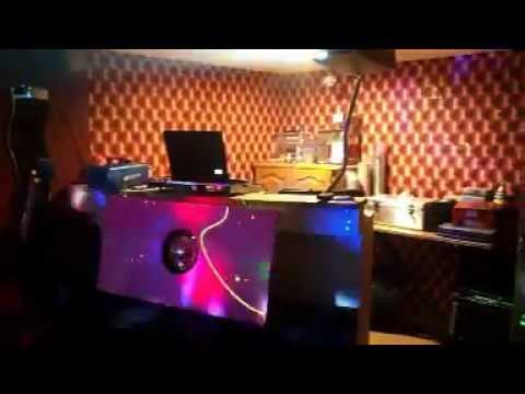 indo vs black eyed peace dj flo.mp4