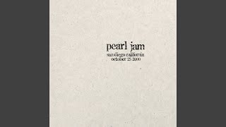 Don&#39;t Be Shy (Live)