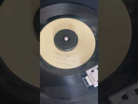 GOLDEN PETUNA/LYN TAIT & THE COMETS   DUTCHES rock steady 45