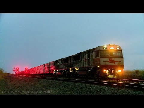 Twilight SCT Freight Train: Service MP9 - PoathTV Australian Trains & Railways 2017