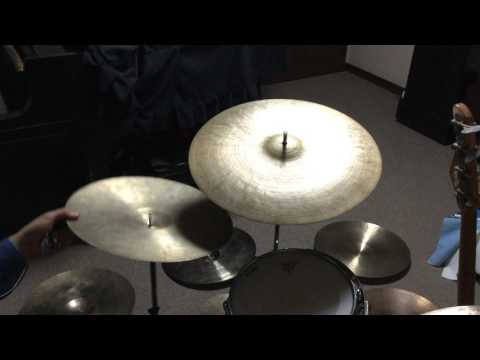 15" K Zildjian Istanbul (973g, 1092g) Intermediate stamp [Bright]