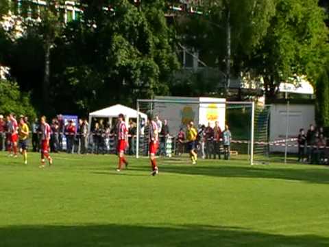12/06/2009 Relegationsspiel SC Heroldstatt - TSV Blaustein Freistoß SCH