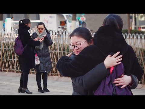 被孩子屏蔽朋友圈的媽媽求助路人