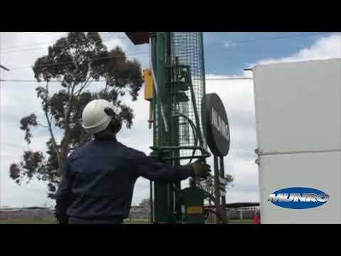 Munro Post Driver Multisett with Autodigger