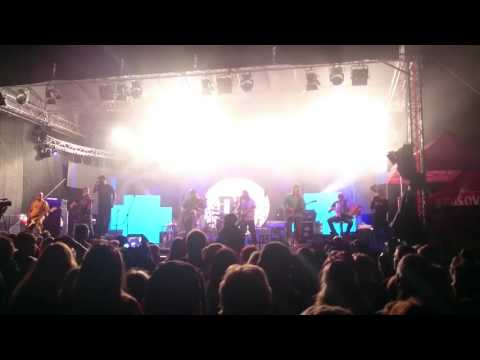 Divokej Bill - V půl pátý ráno Muzikumfest 21.5.2016